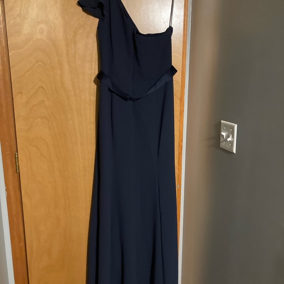 Vera Wang Navy One Shoulder Gown - Picture 3 of 7